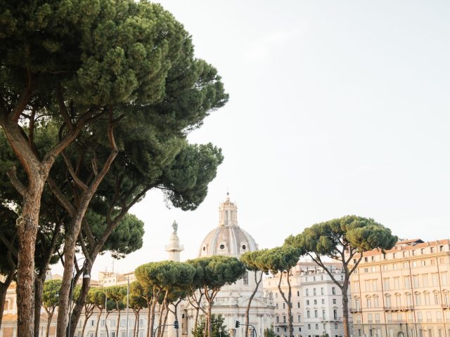 Quelles nouvelles routes aériennes facilitent les escapades musicales en Italie ?